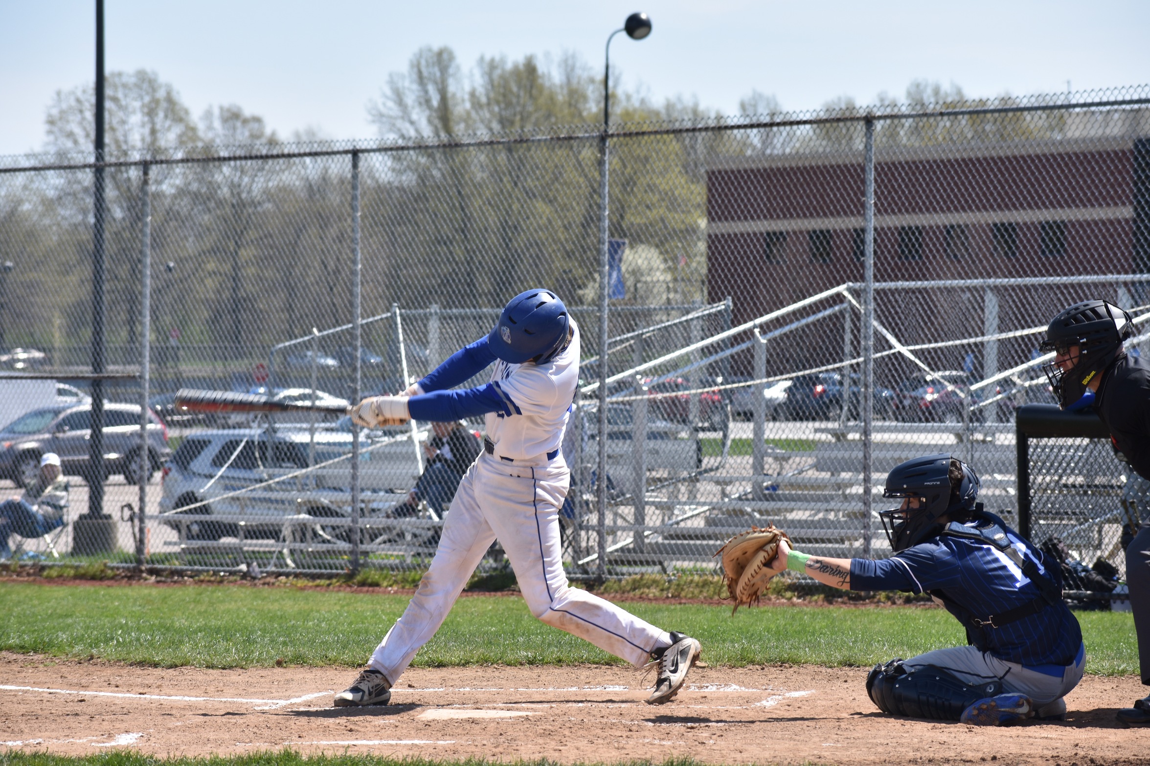 Lakers sweep Commodores