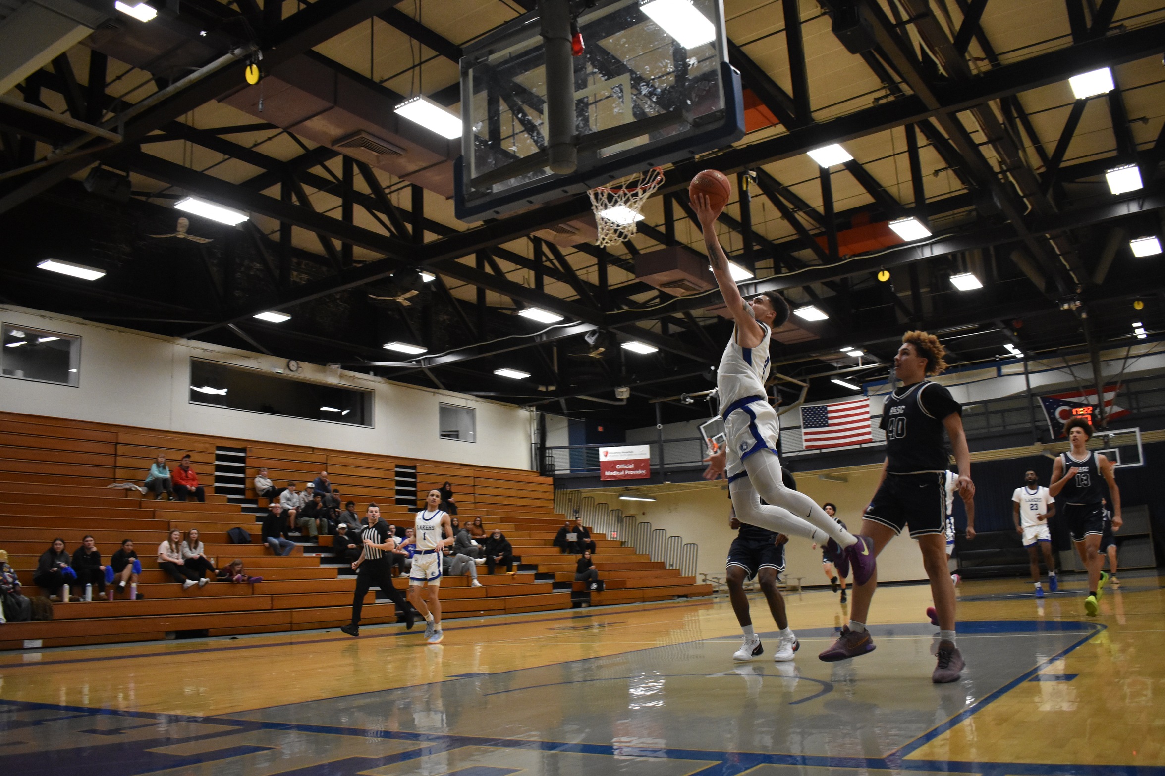 Lakers down Jayhawks