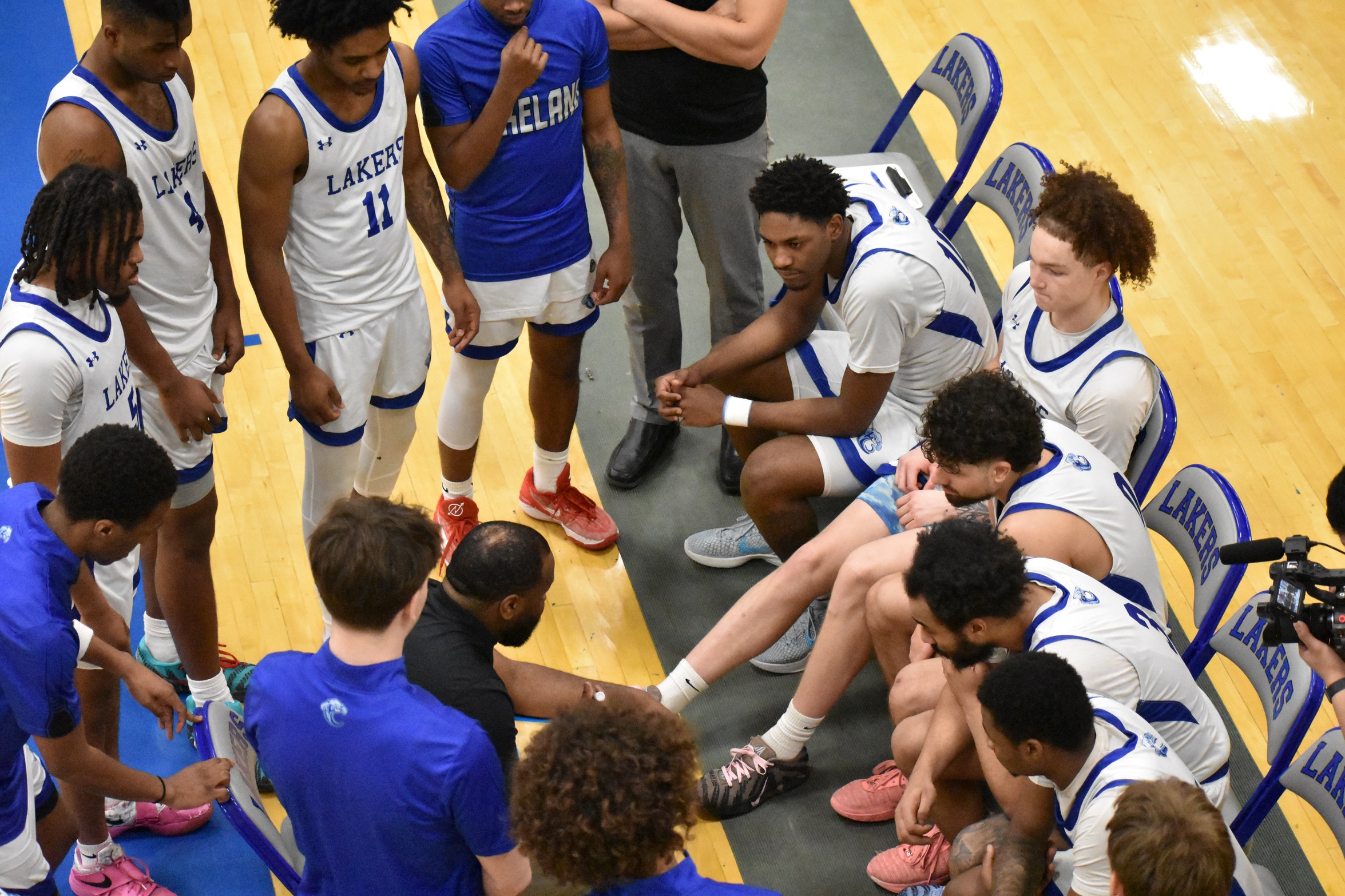 Men's basketball falls in semi's to Ocelots