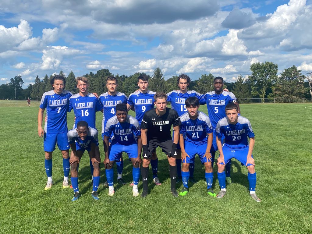 Men's soccer fly over Jets