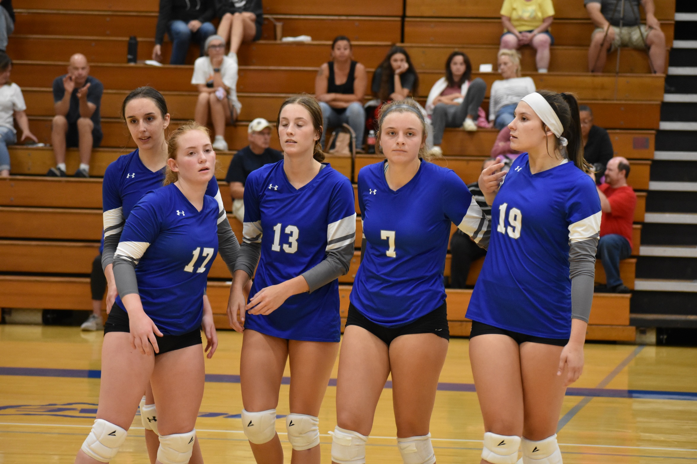 Lakers fall to Golden Eagles